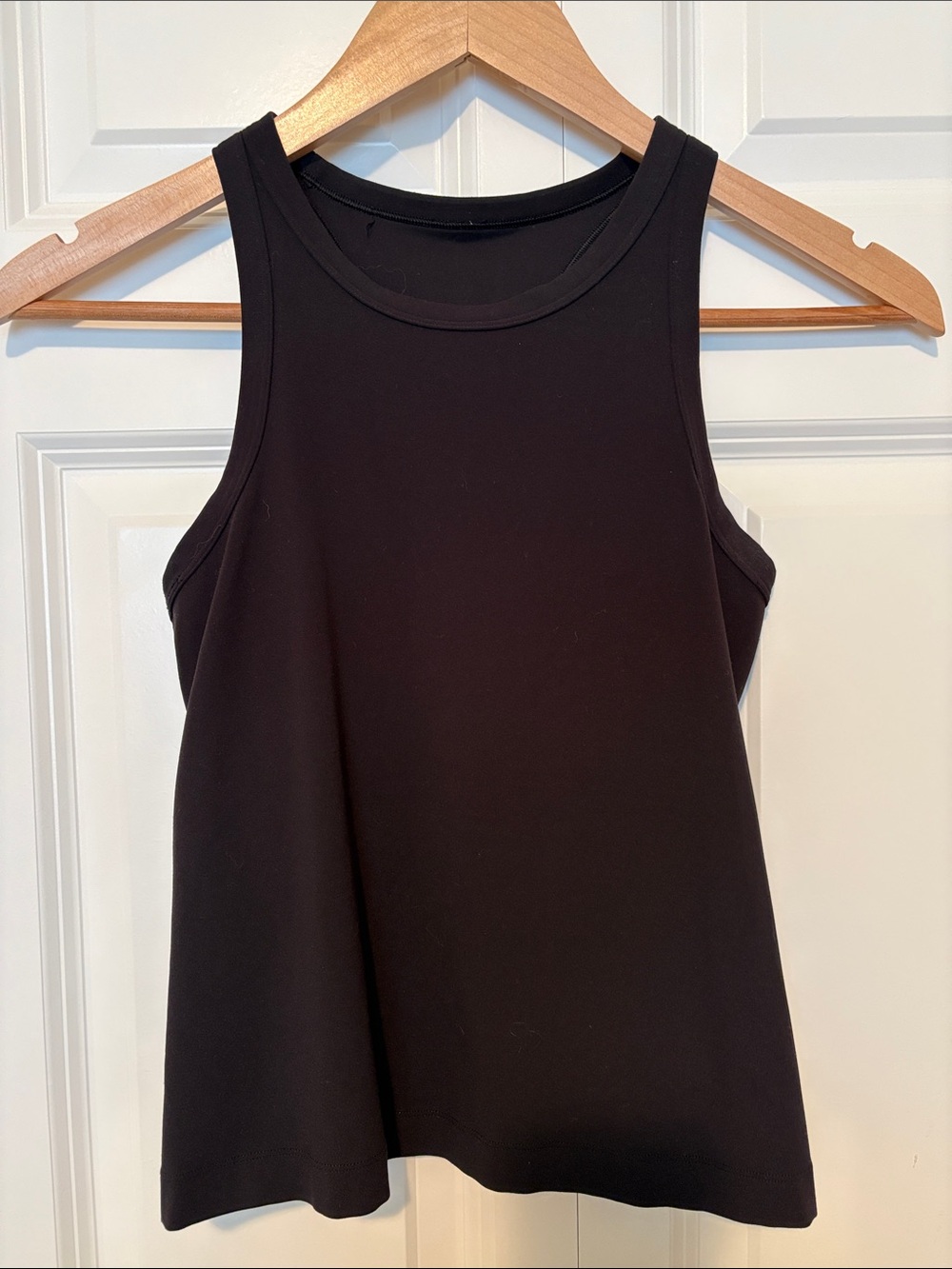 Lululemon Align High Neck Tank in black VGUC🙌